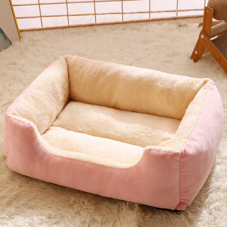 Lit douillet en peluche pour chat