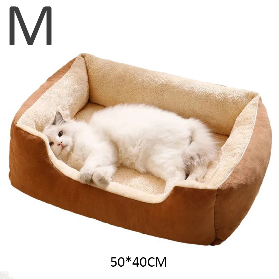 Lit douillet en peluche pour chat